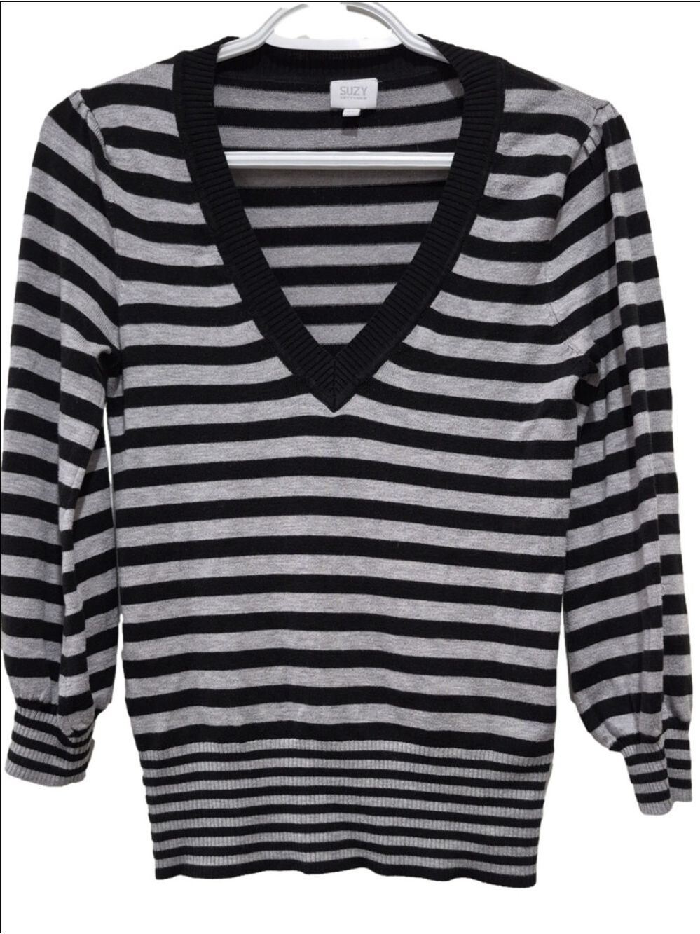 Suzy Shier Striped V-Neck Sweater - Grey & Black - Size Medium